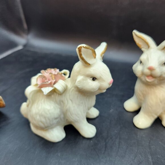 Vintage Bunny Rabbit Salt & Pepper Shakers Porcelain Set - Picture 2 of 8